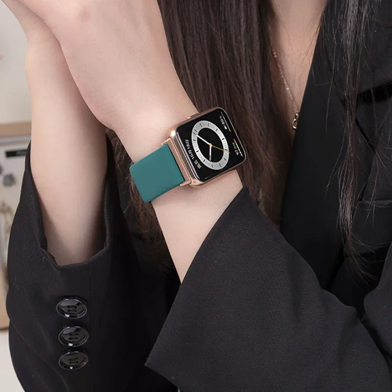 Спортивный ремешок для часов H – обзор и цена Smartwatch Id